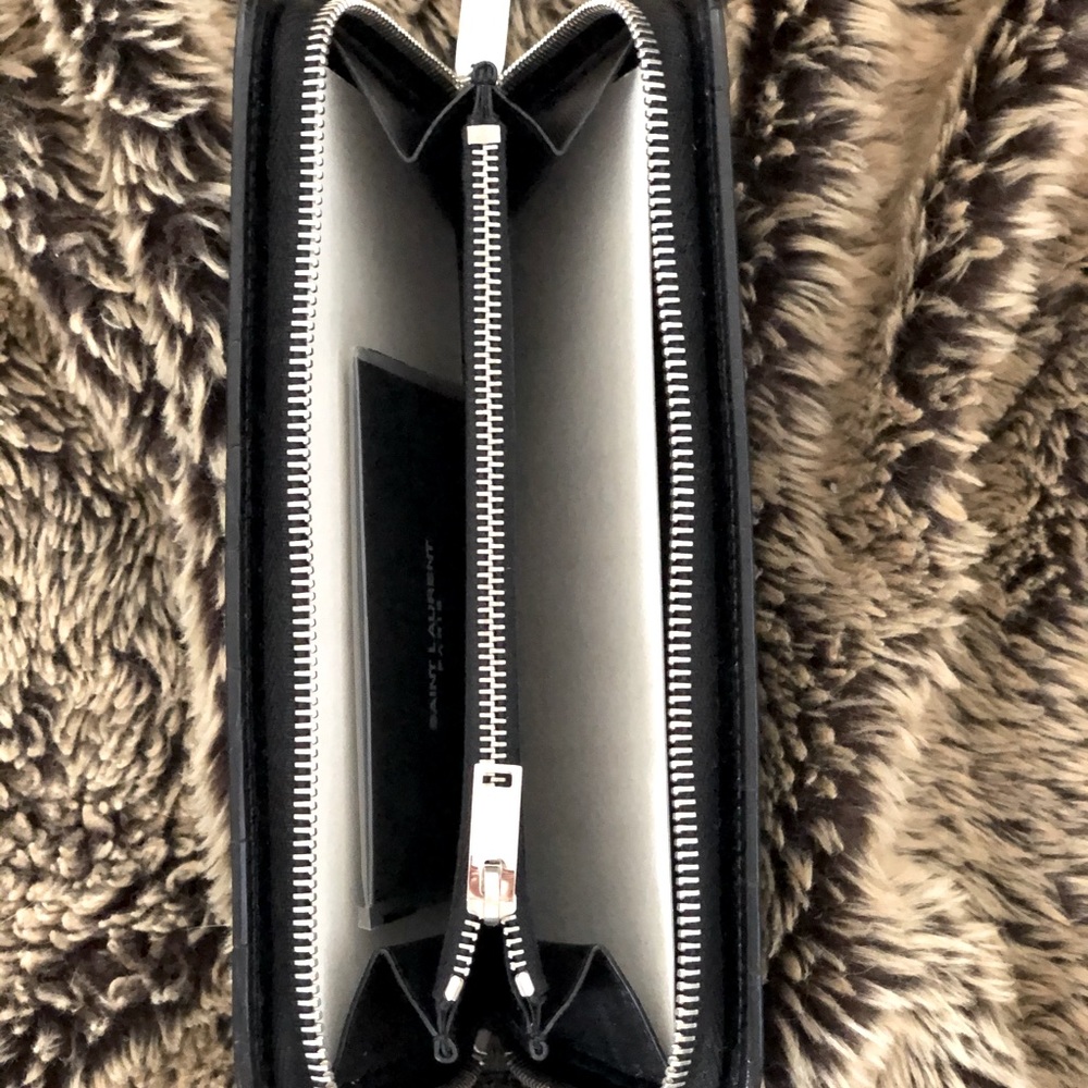 Authentic Saint Laurent Croc Embossed Wallet - Picture 6 of 9